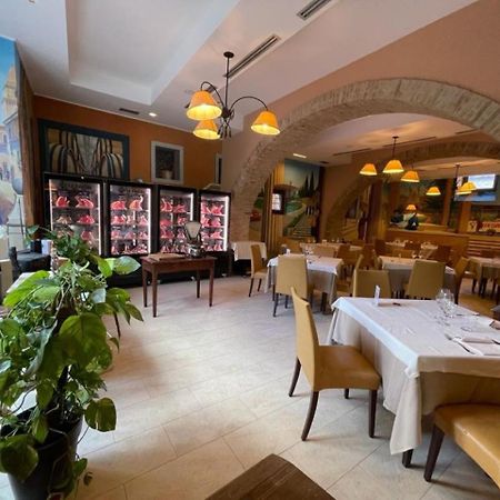 Hotel 99 Cannelle LʼAquila Екстериор снимка
