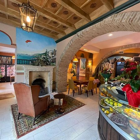 Hotel 99 Cannelle LʼAquila Екстериор снимка