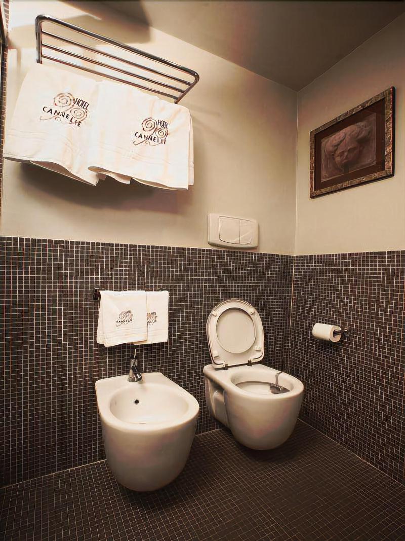 Hotel 99 Cannelle LʼAquila Екстериор снимка