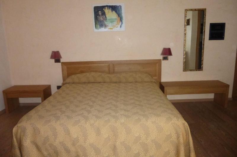 Hotel 99 Cannelle LʼAquila Екстериор снимка