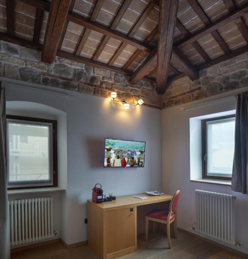 Hotel 99 Cannelle LʼAquila Екстериор снимка